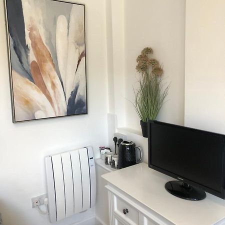 Lovely Modern Decorated 1 Bed Studio Newport  Luaran gambar